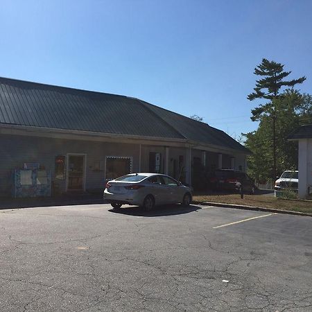 Bonaire Motel Hendersonville Exterior foto